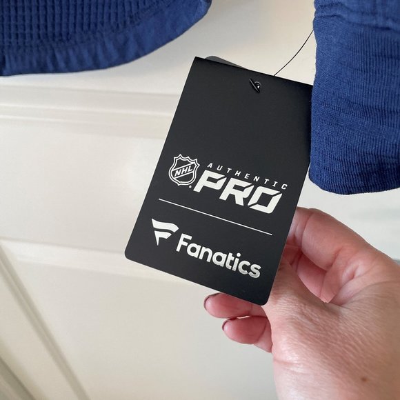 NWT -- Buffalo Sabres Full-Zip Hooded Jacket - Picture 2 of 10